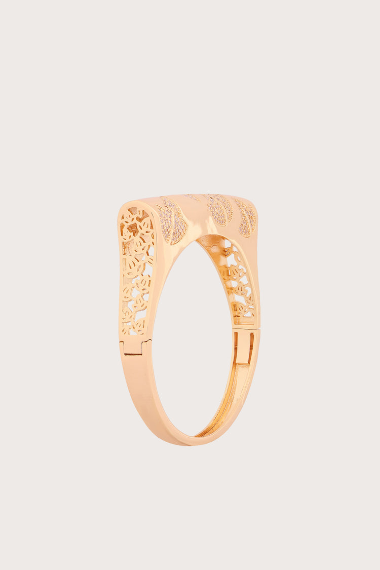 Imperial Aura | Golden Diamond Bracelet