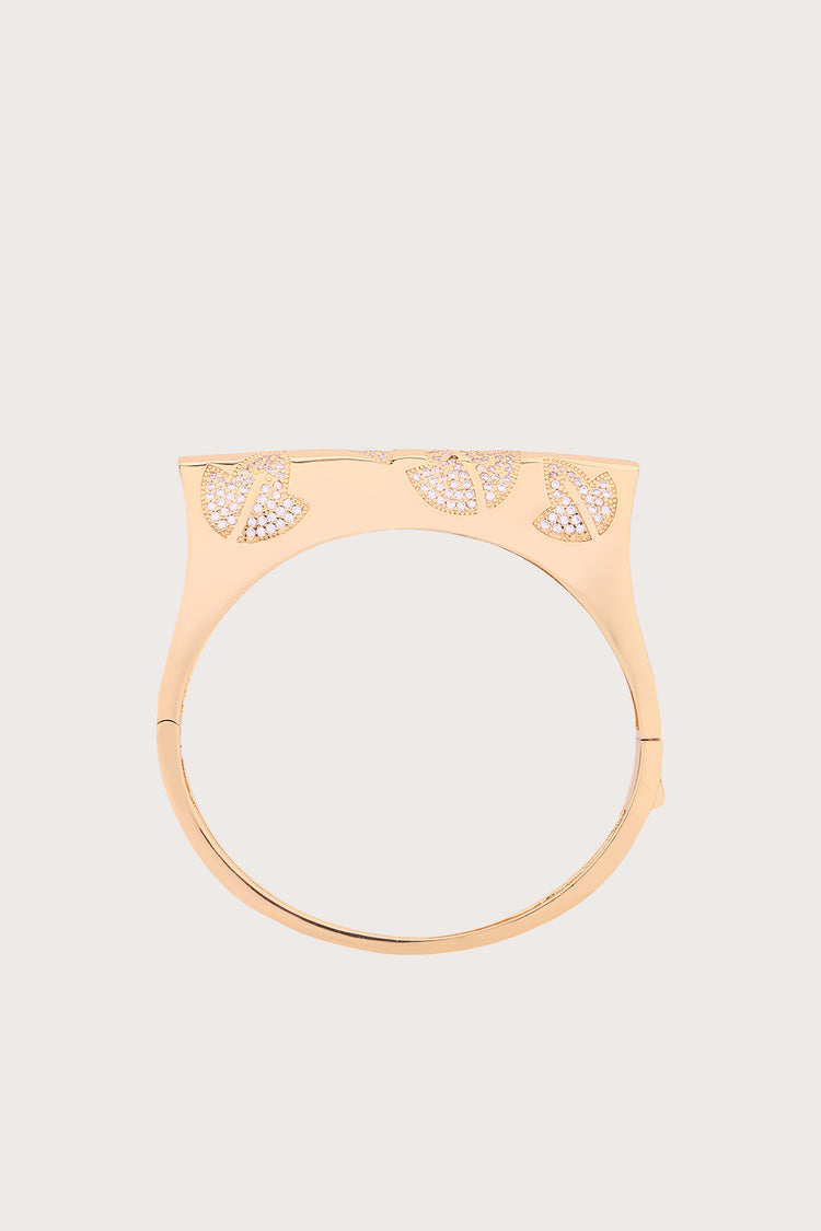 Imperial Aura | Golden Diamond Bracelet