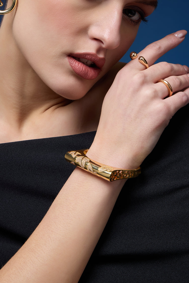 Imperial Aura | Golden Diamond Bracelet