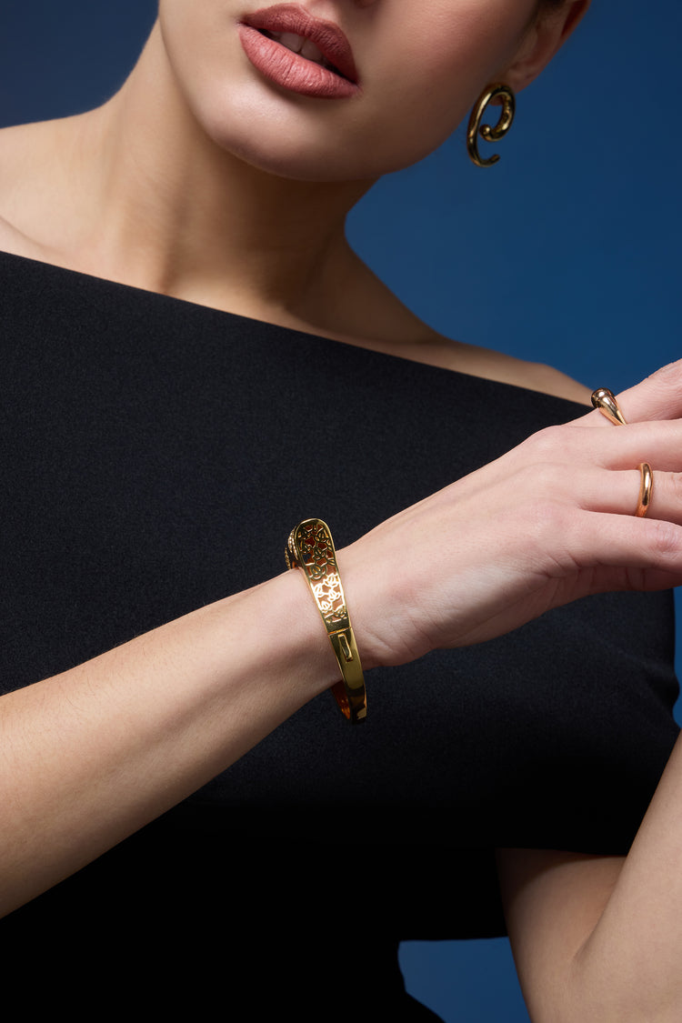 Imperial Aura | Golden Diamond Bracelet
