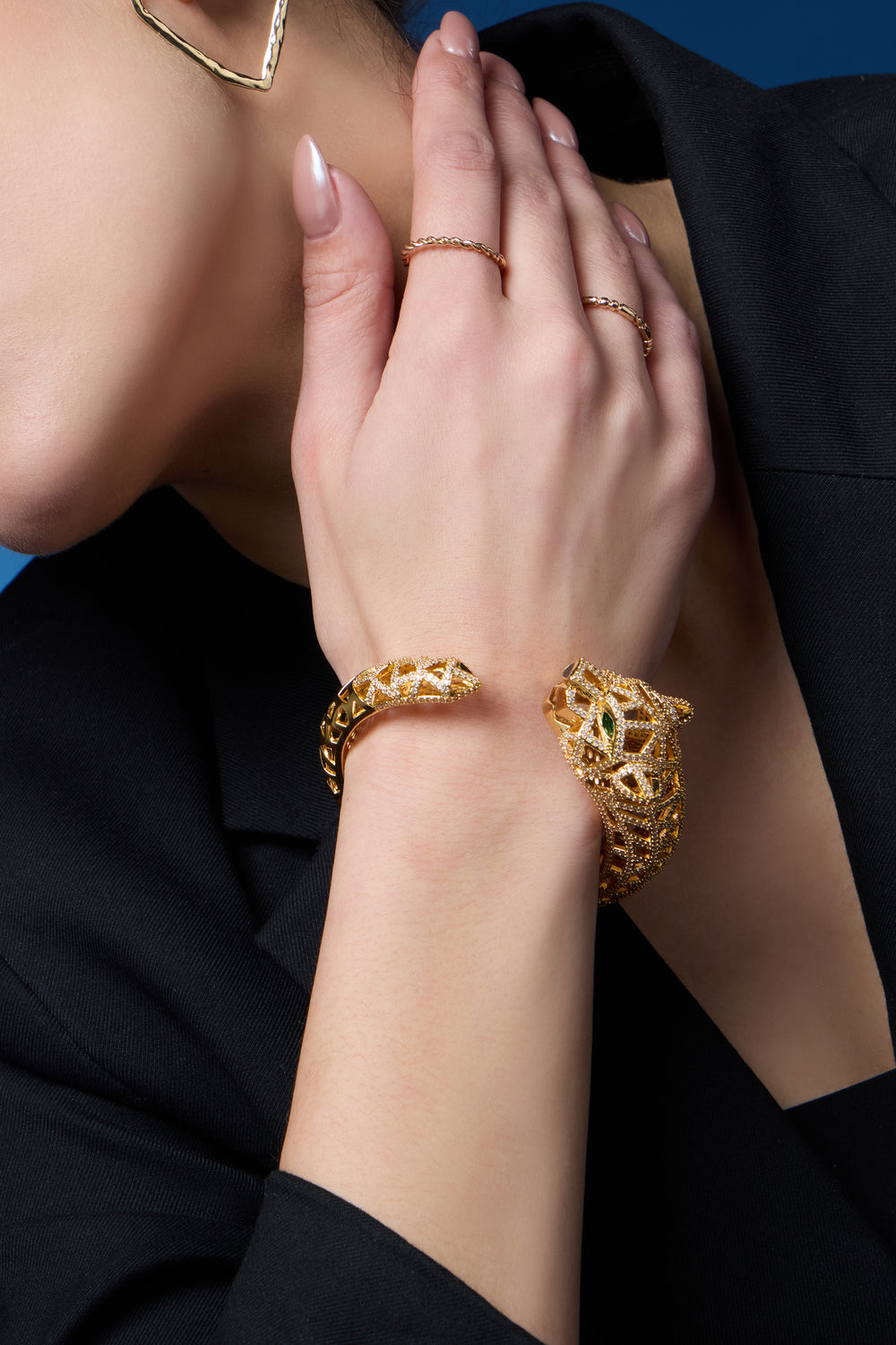 Shimmering Roar | Golden Leopard Diamond Bracelet