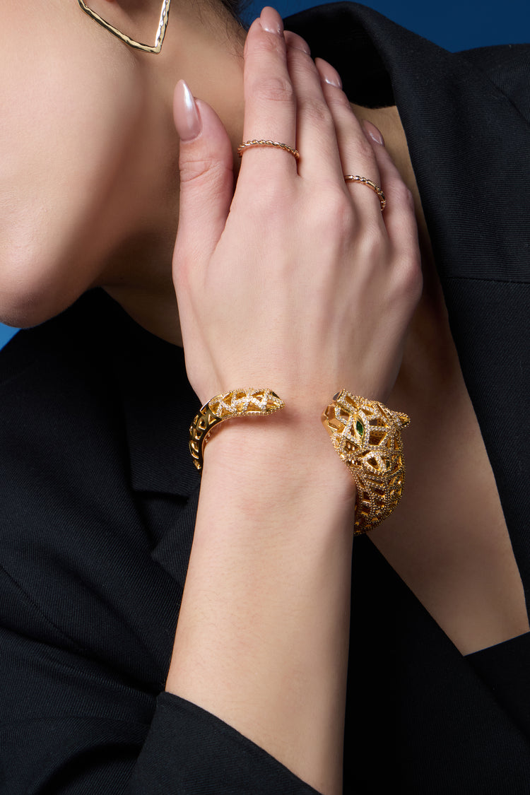Shimmering Roar | Golden Leopard Diamond Bracelet