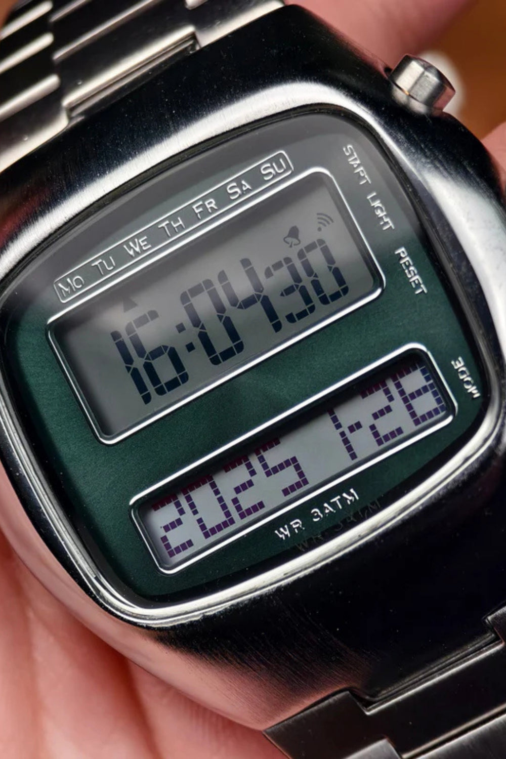 Aven TV | Silver Digital Watch - (39936976)
