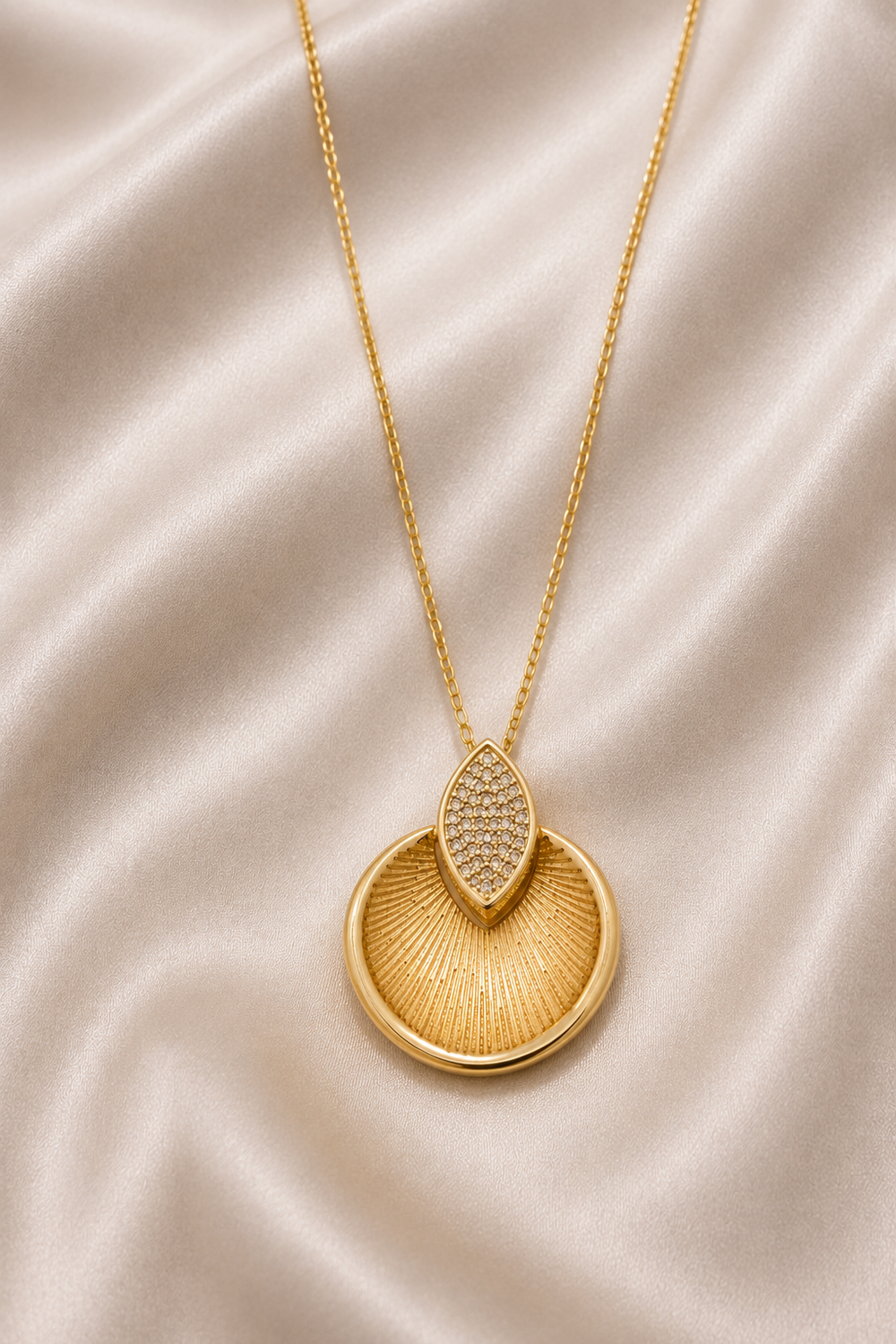 Golden Marquise Fan Radiance Jewelry Set