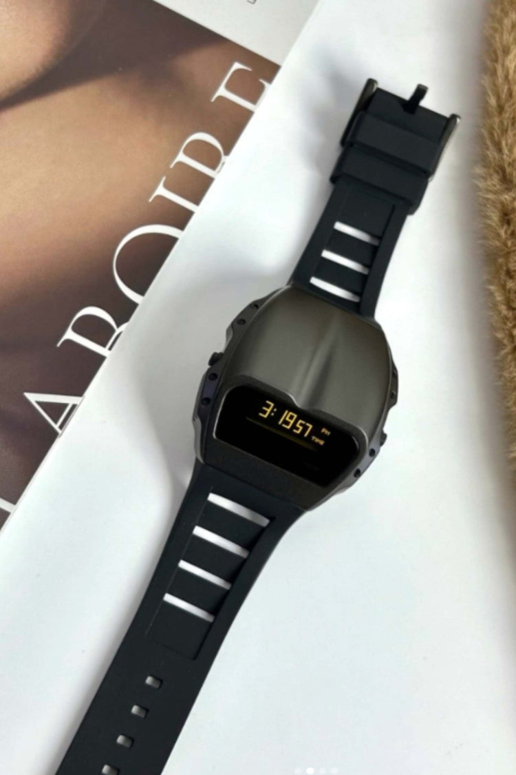 Old Retro | Dark Grey Digital Watch